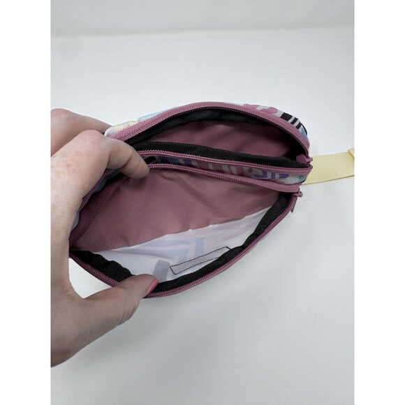 KAVU Spectator Waist Pack Multi Color 9”x5” Hike Urban Travel Black Fanny Pack - Picture 4 of 8